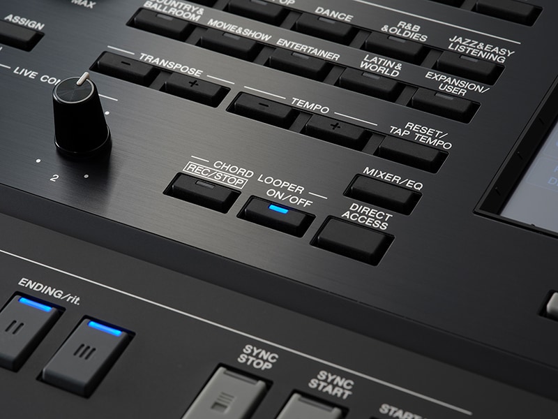 Yamaha PSR-SX920 Digital Arranger Workstation 7 The image of the Chord Looper buttons which provide quick access to recording and playing back chord sequences in realtime on Yamaha PSR-SX920.