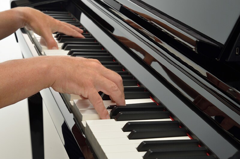 CSP-255 - Overview - Clavinova - Products - Pianos - Musical